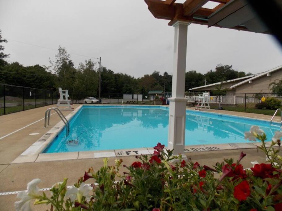 Villa The Family Getaway à Tobyhanna Extérieur photo